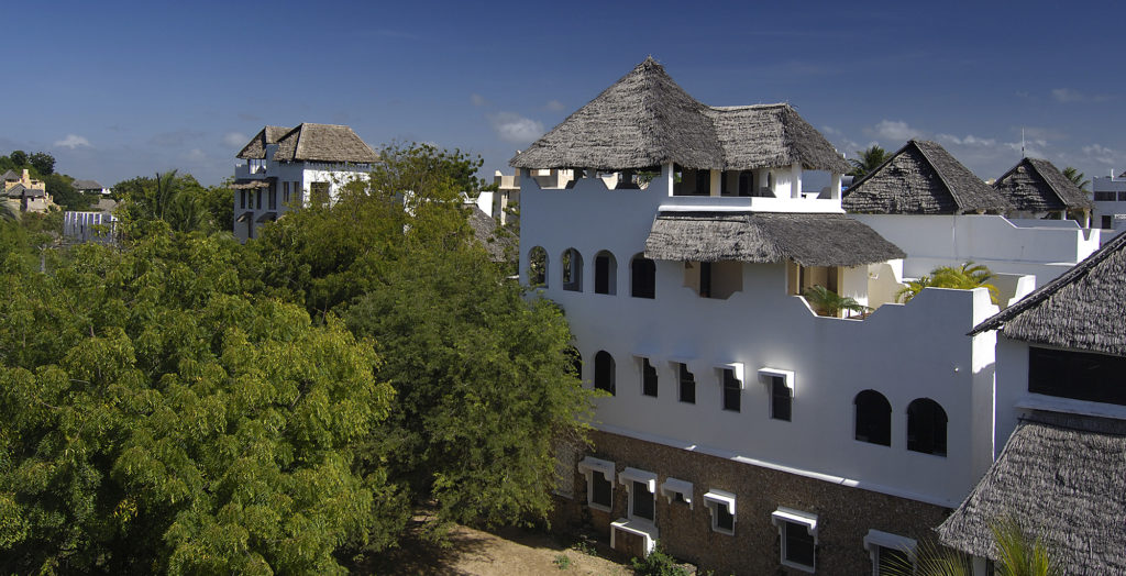 Palm-House-Kenya-Exterior