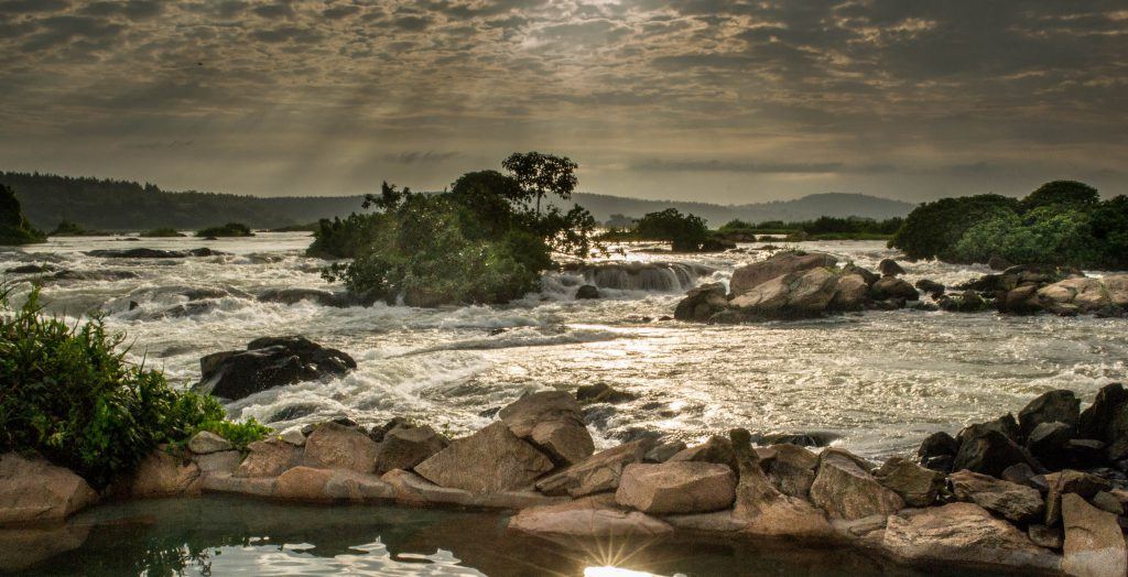 Uganda-Landscape-Waterfall