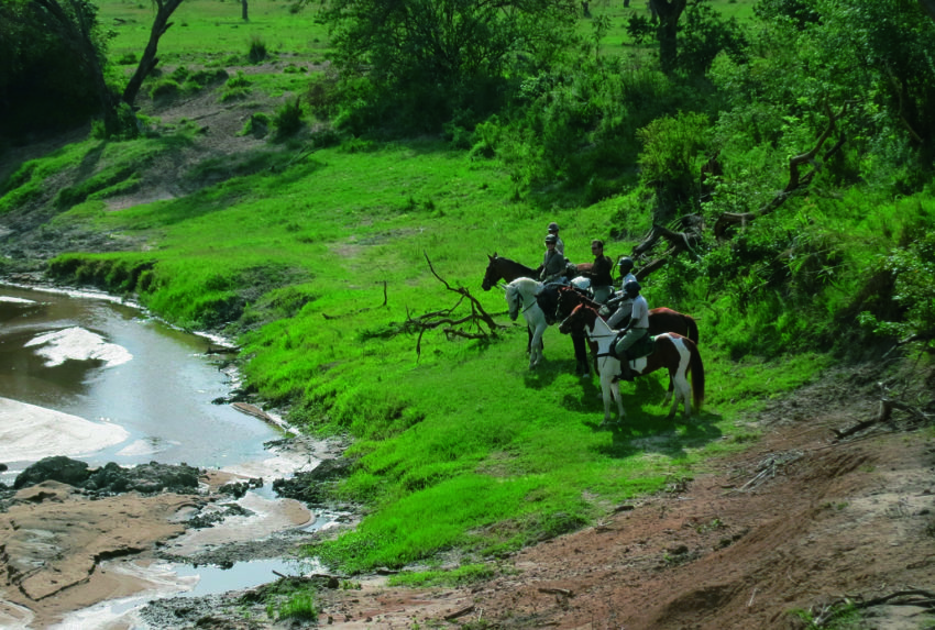 Ride-Kenya-Riverbank
