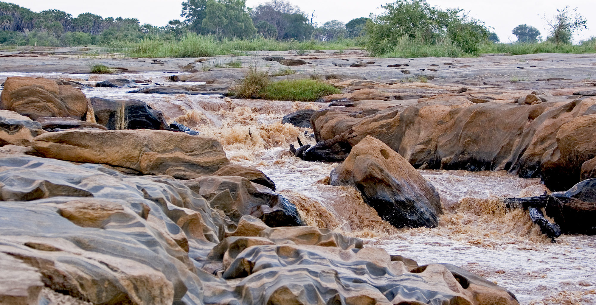 Kenya-Tsavo-East-National-Park-Lugards-Falls