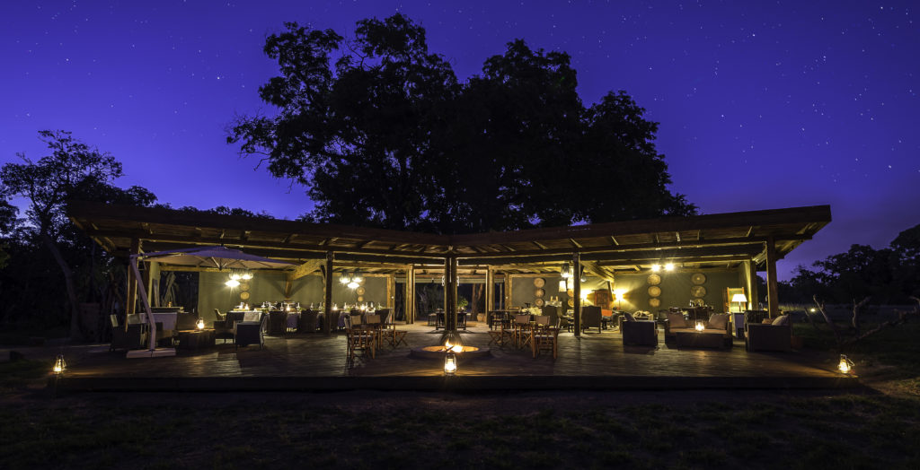 Zimbabwe-Davisons-Camp-Exterior-Hero
