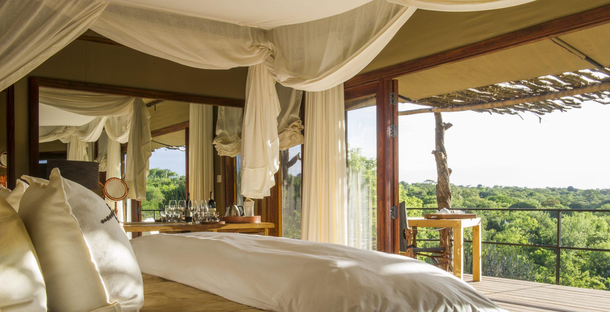 Tanzania-Mwiba-Lodge-Bedroom