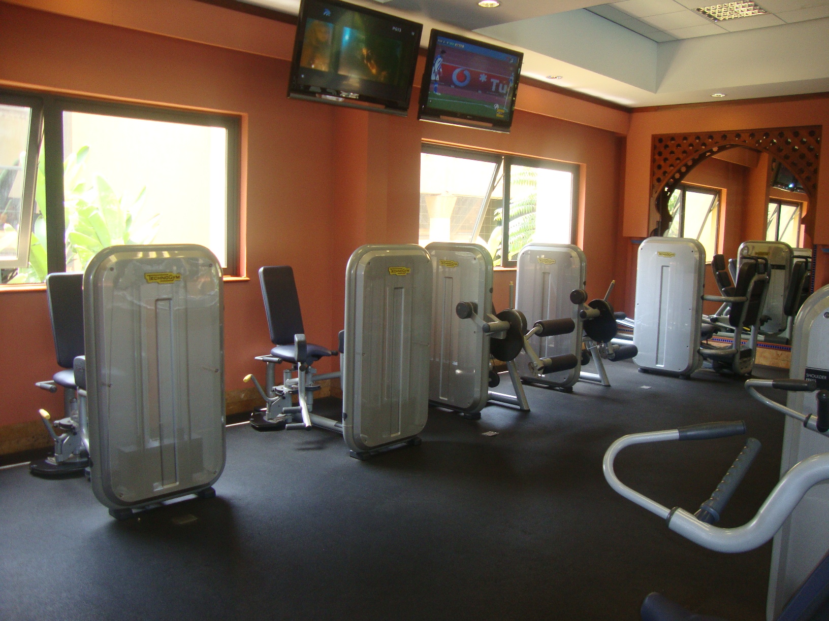 Kigali Serena Rwanda Pool Gym