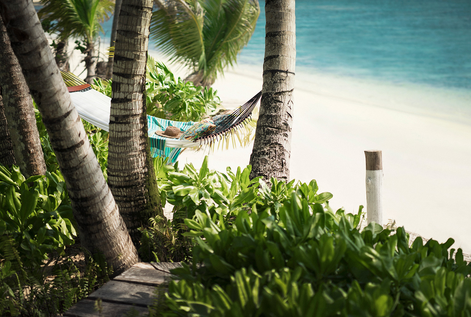 Seychelles-Desroches-Beach-Hammock