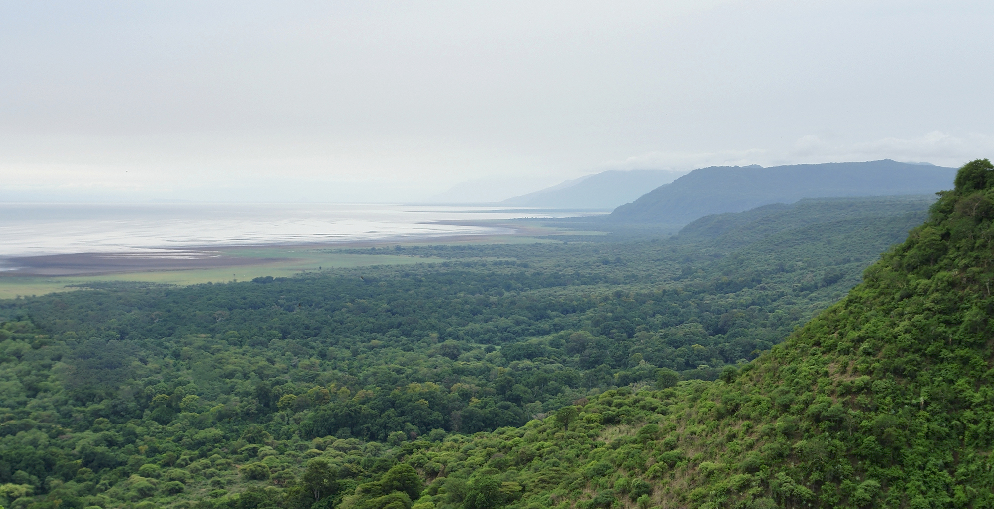 Tanzania-Lake-Manyara-Scenery