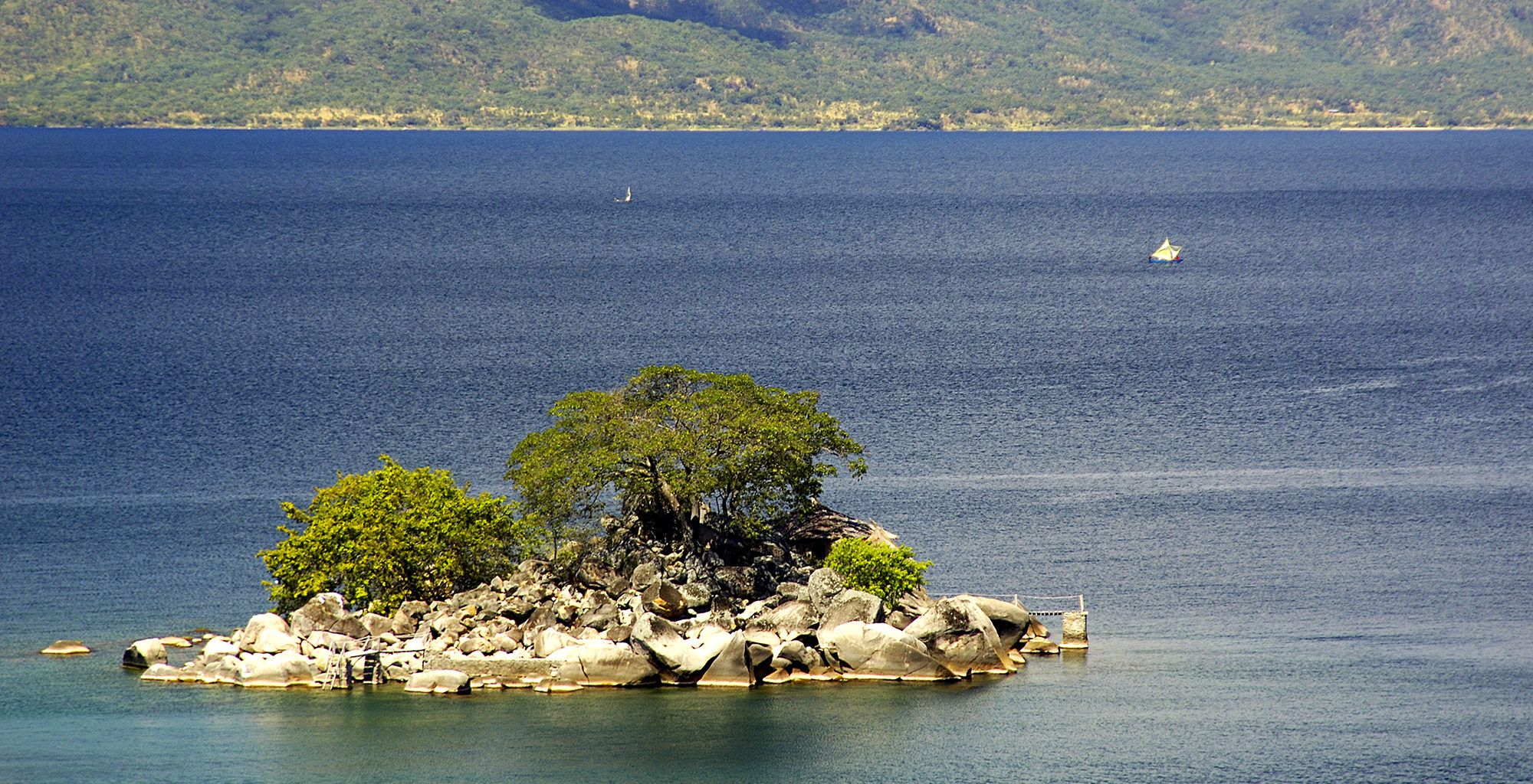 Lake-Malawi-Island