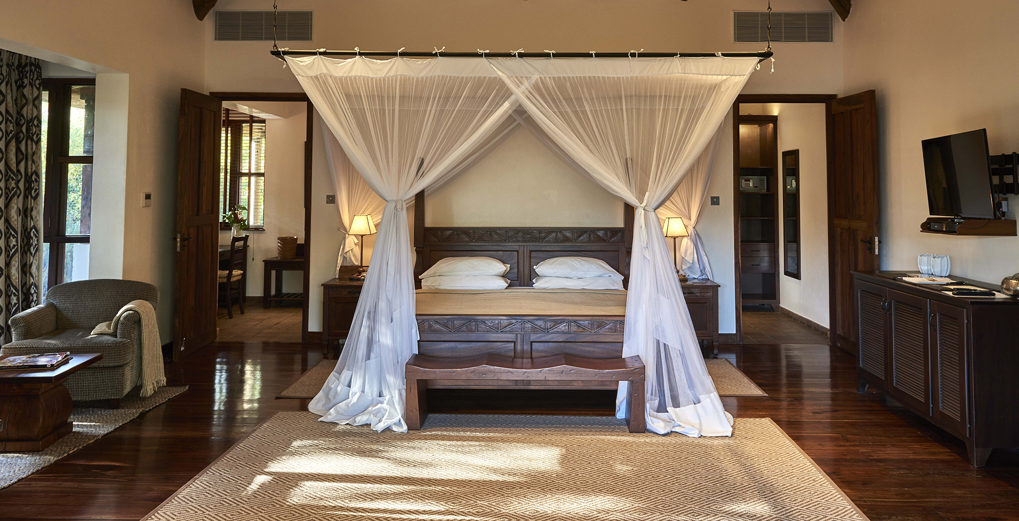 Tanzania-Legendary-Lodge-Bedroom
