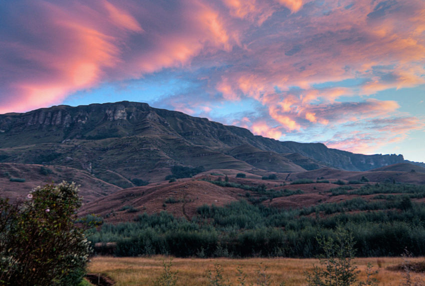 South Africa-Drakensberg-Mountains-Sunset