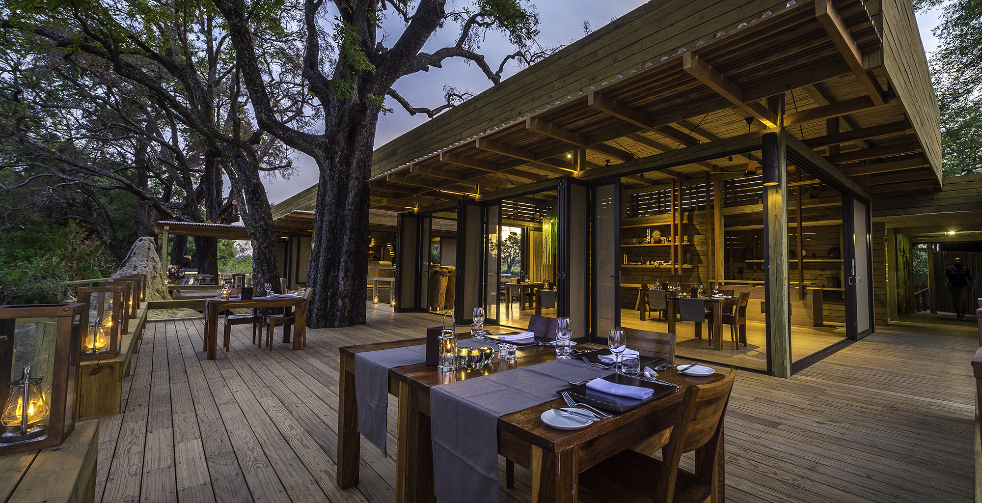 Botswana-Vumbura-Outdoor-Dining