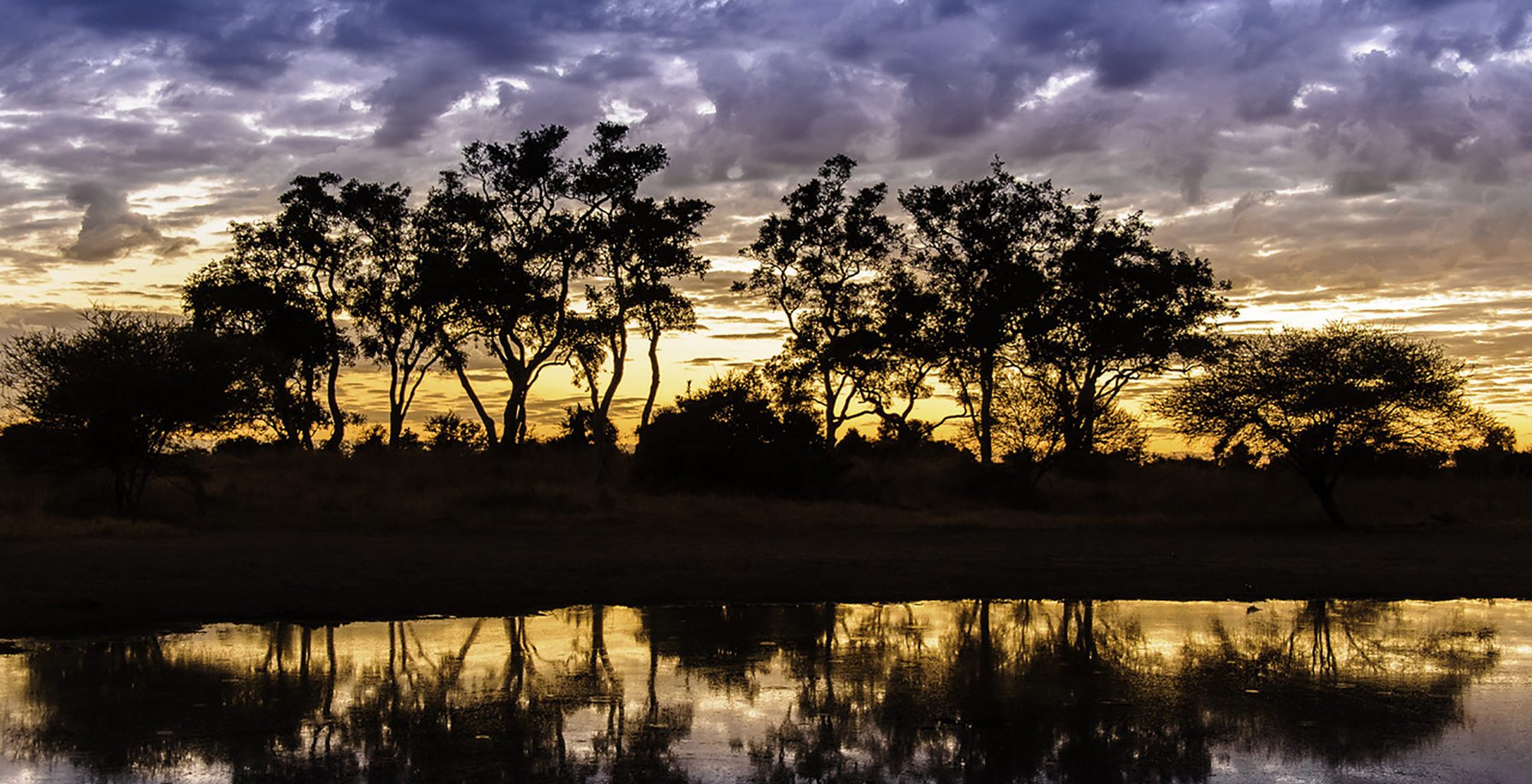 Mombo-Camp-Botswana-Sunset