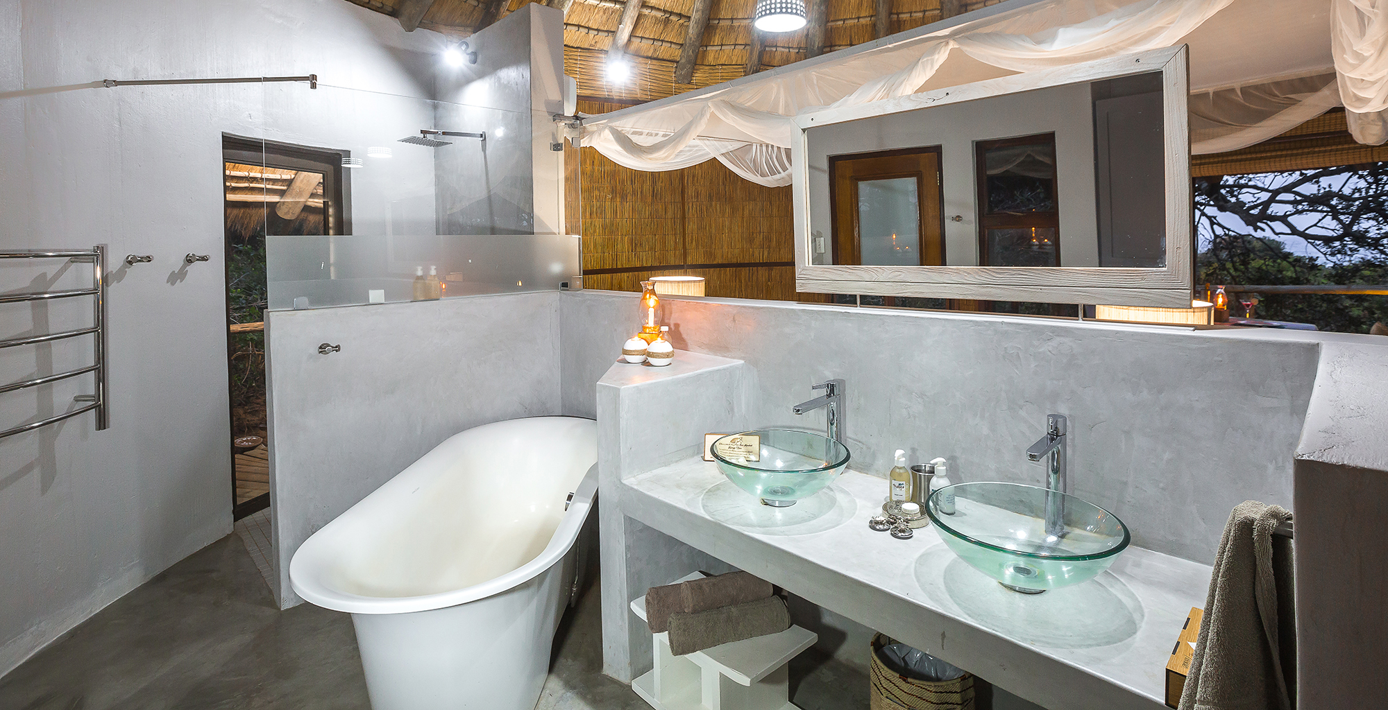 South-Africa-Thonga-Beach-Lodge-Bathroom