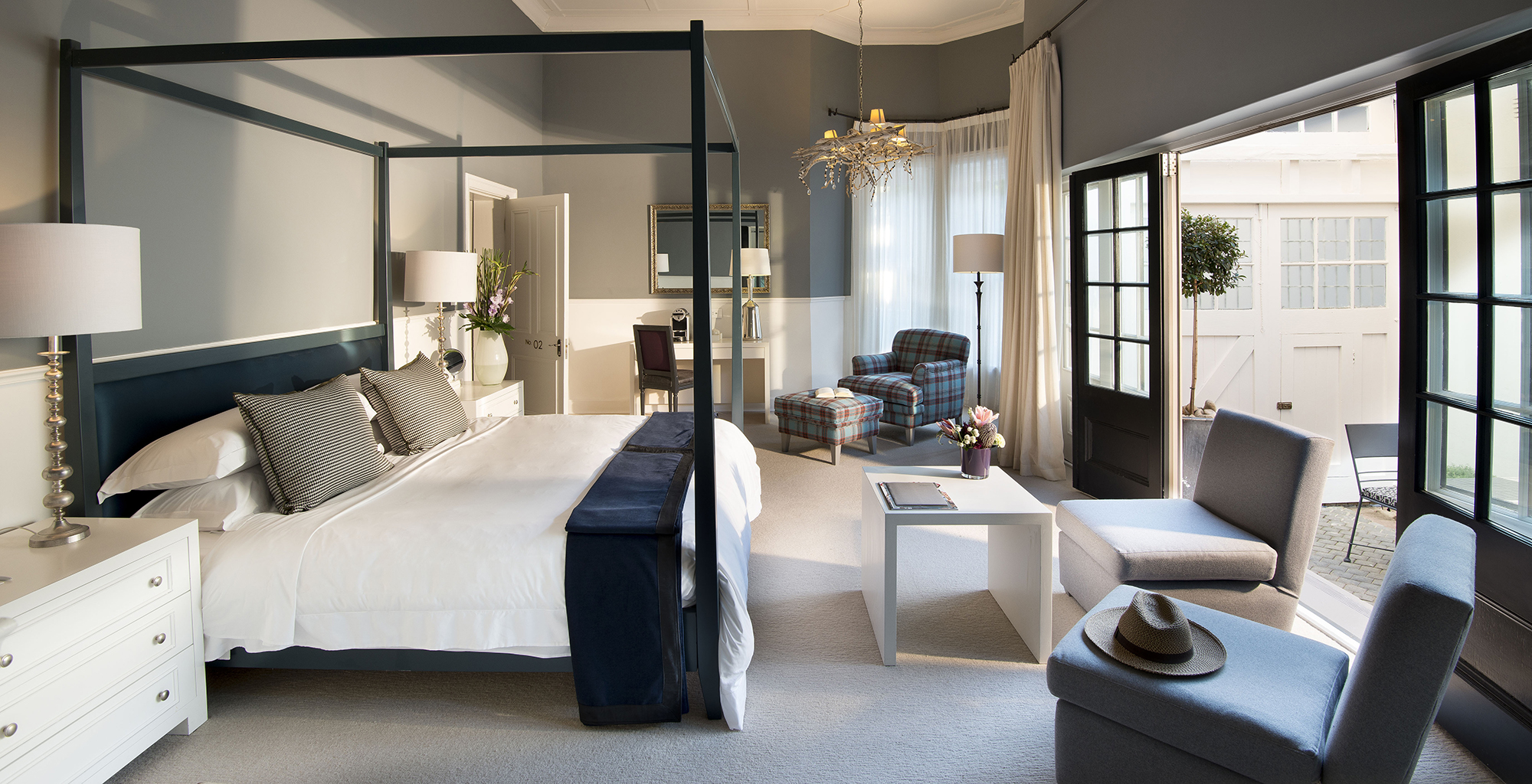 south-Africa-Cape-Cadogan-Bedroom