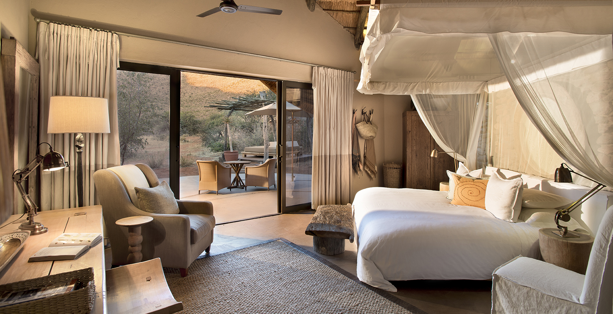 South-Africa-Tarkuni-Bedroom