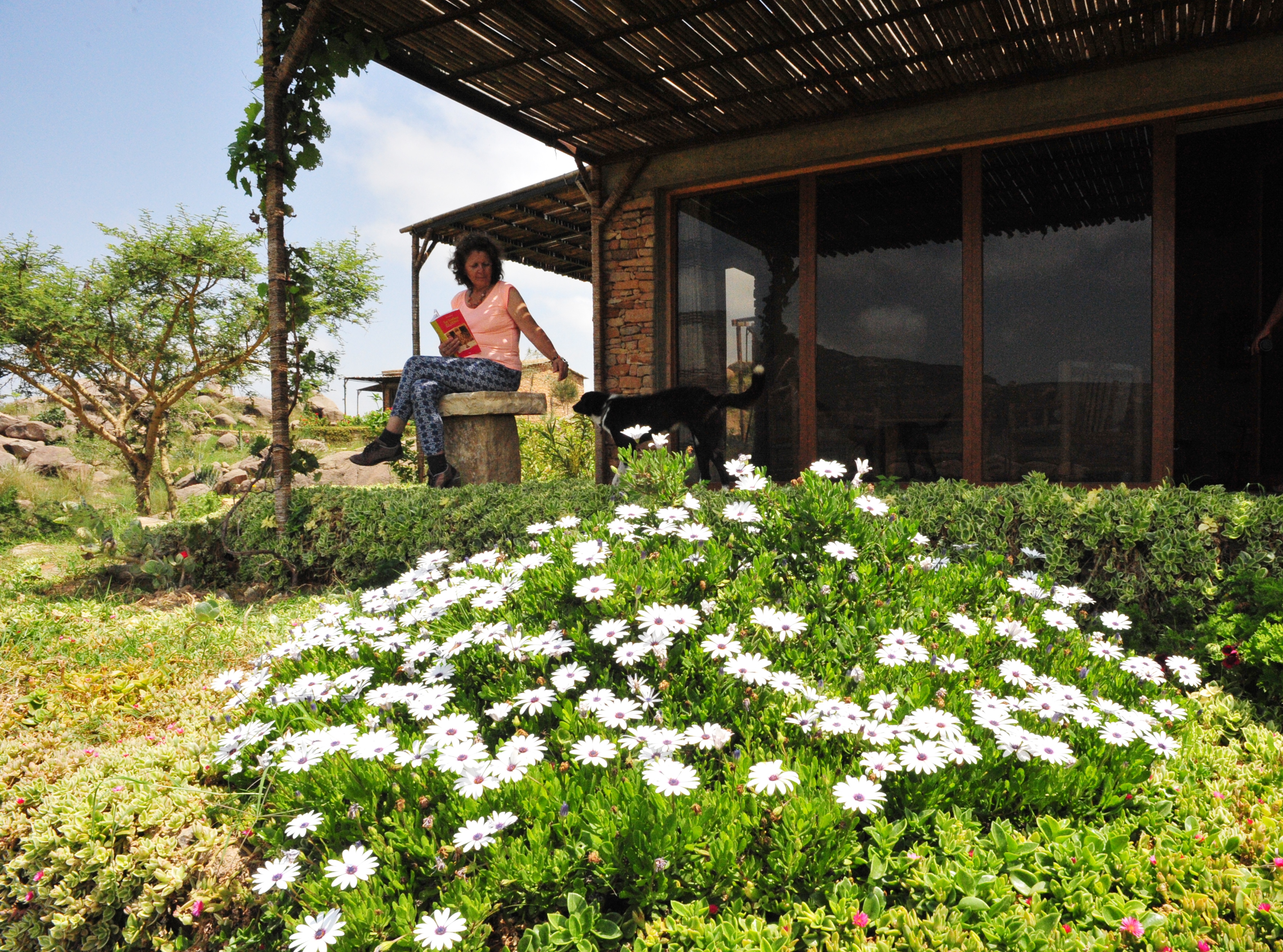 Korkor Lodge Ethiopia Terasse