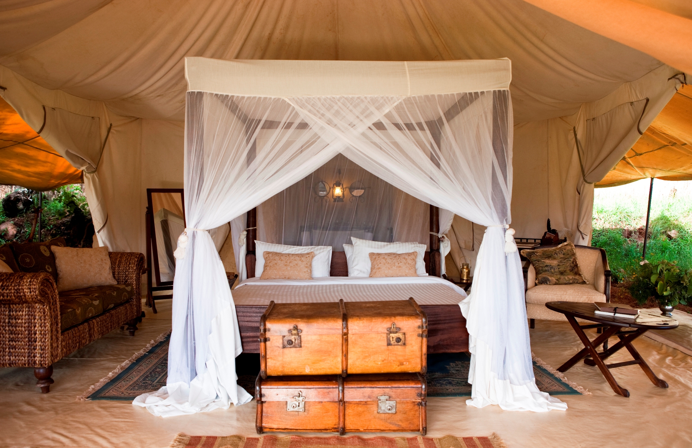 Cottars 1920s Style Kenya Bed