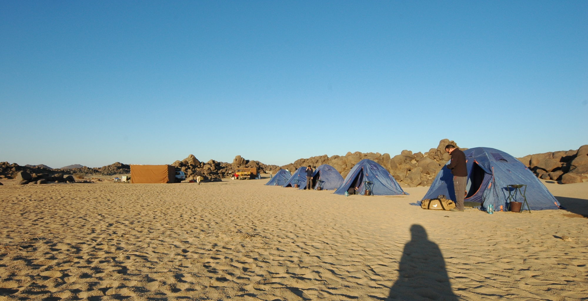 Sudan-Tombos-Wild-Camping-Tents