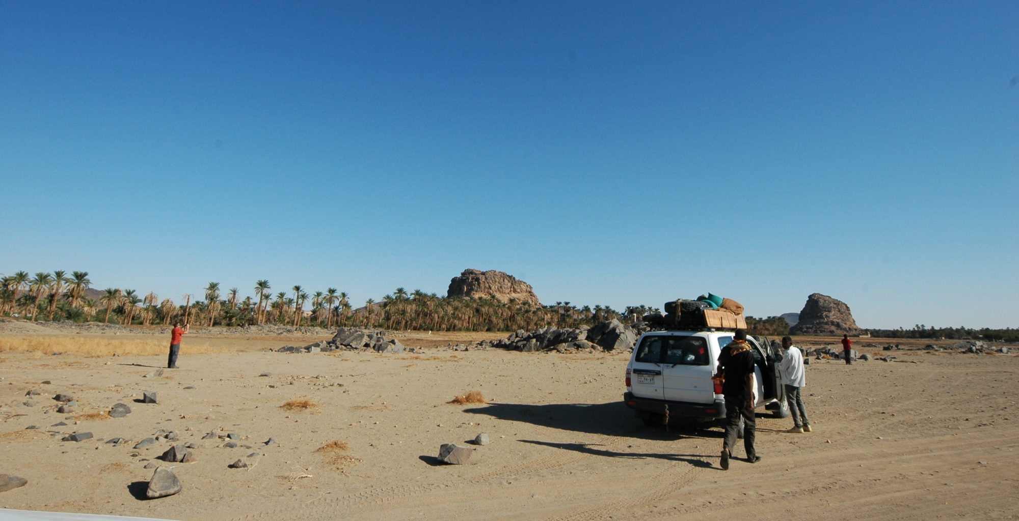 Sudan-Tombos-Wild-Camping-Transport