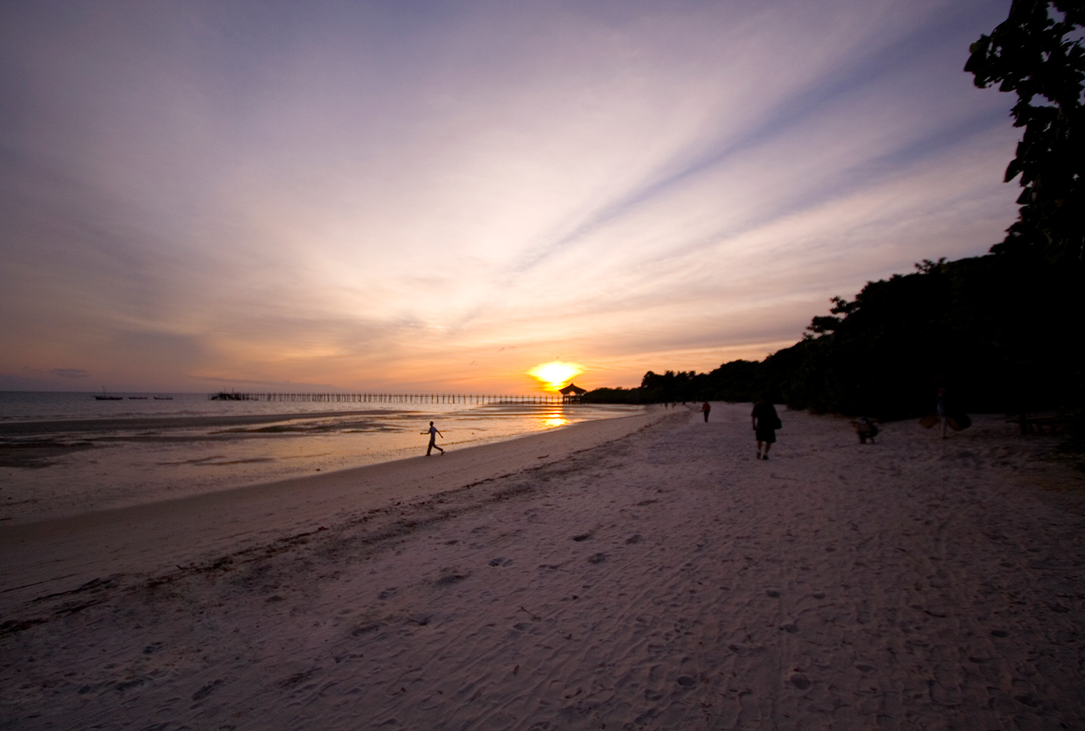 Fundu-Lagoon-Tanzania-Sunset-Beach