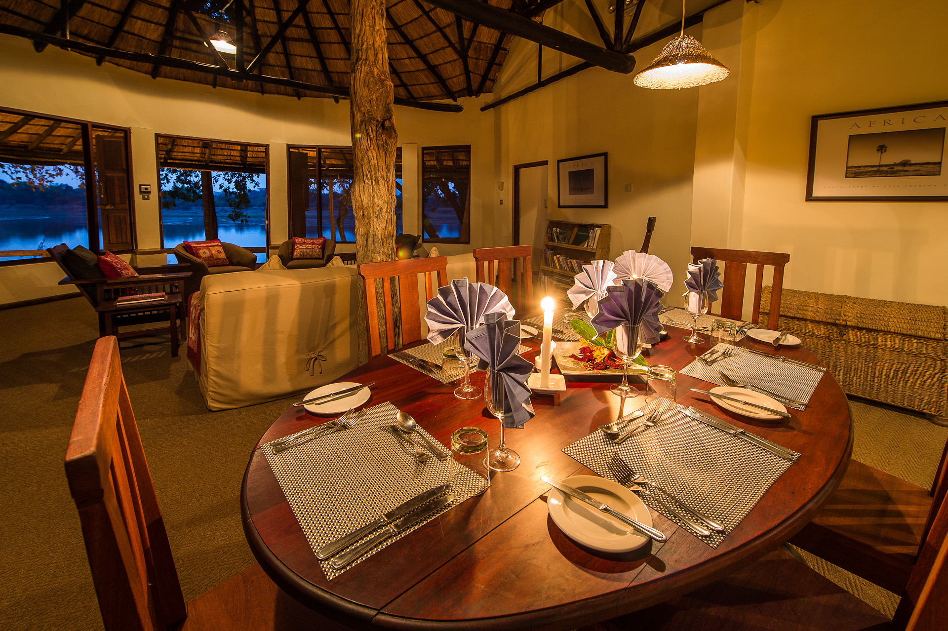 Robins-House-Zambia dinner table