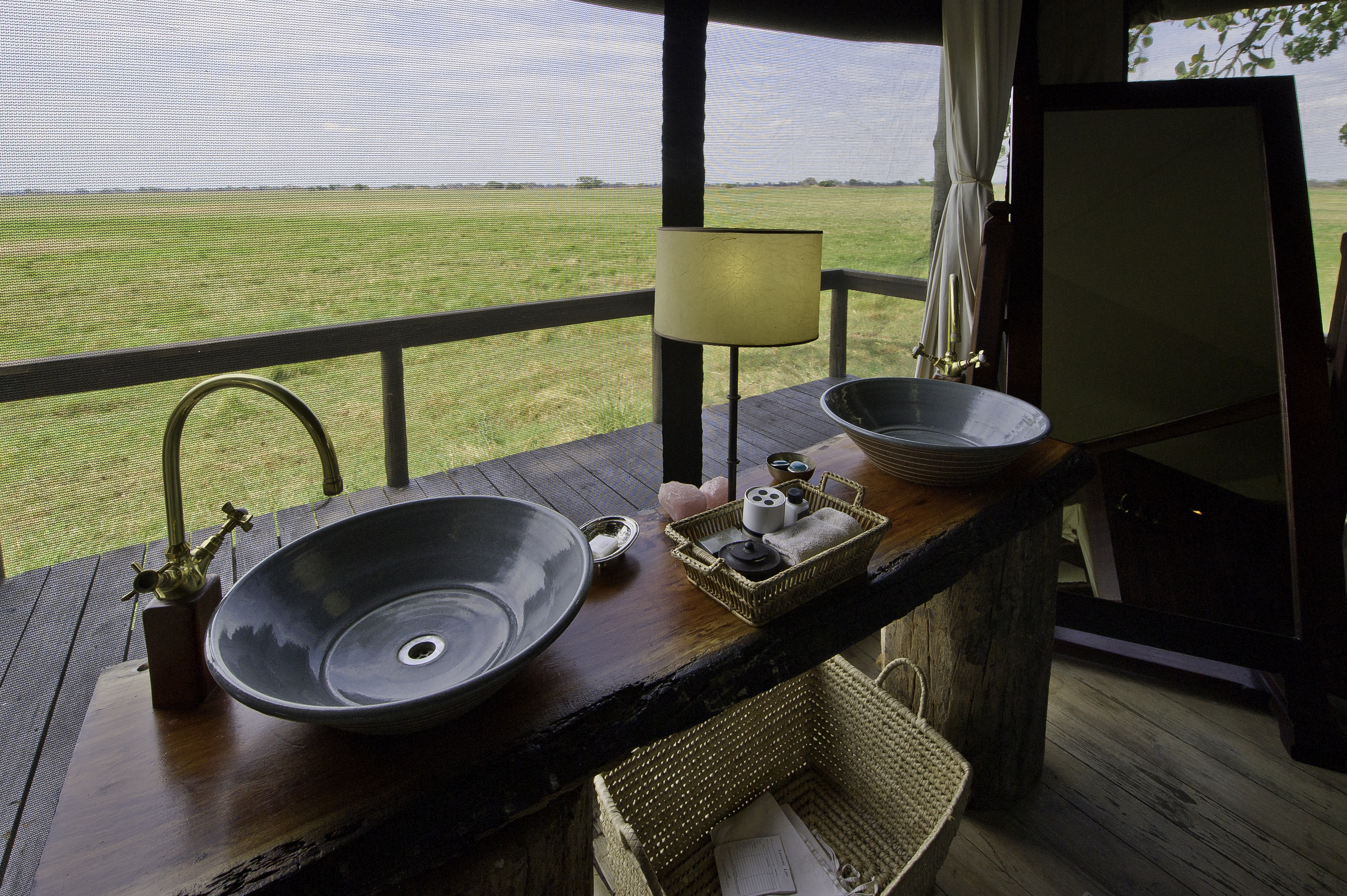 Shumba Camp Zambia Bathroom