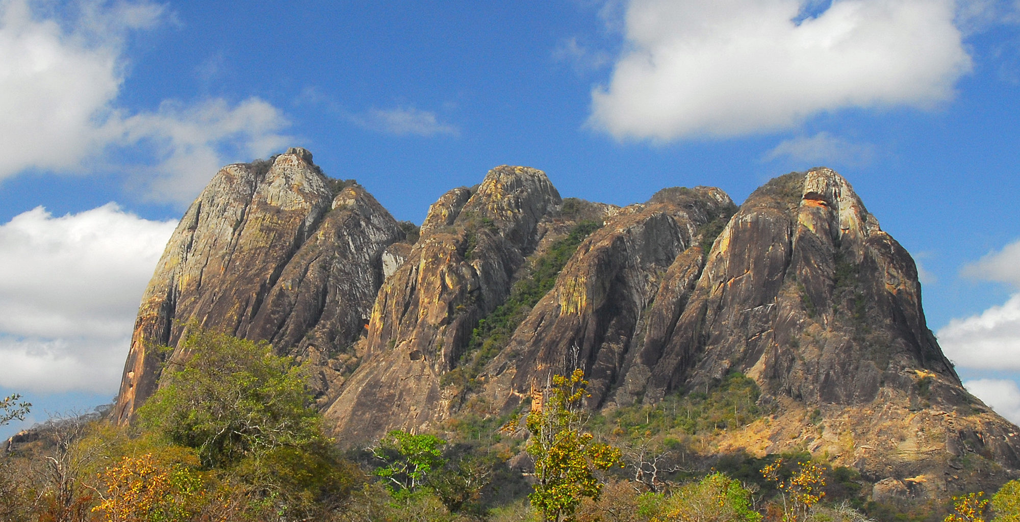Mozambique-Niassa-National-Reserve-Mountain