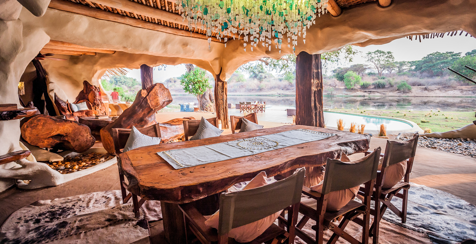 Zambia-Chongwe-River-House-Dining