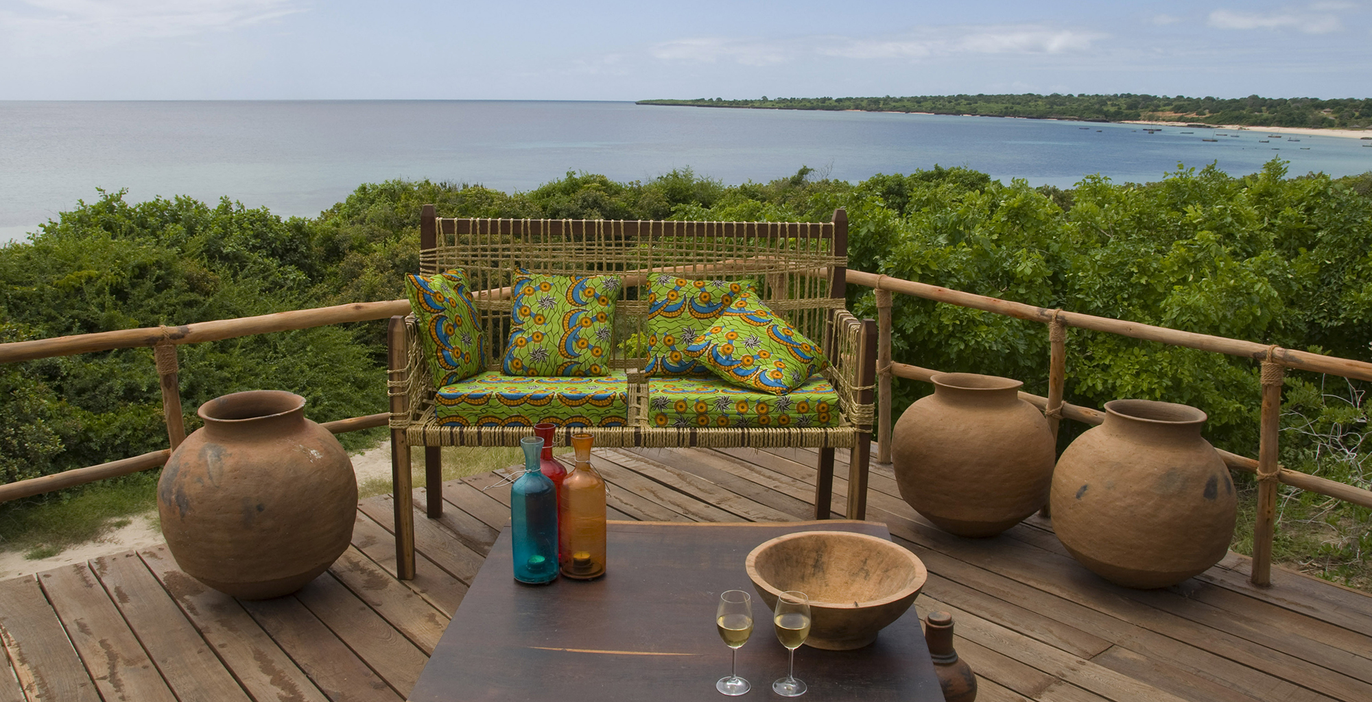Mozambique-Nampula-Ilha-Nuarra-Lodge-Deck