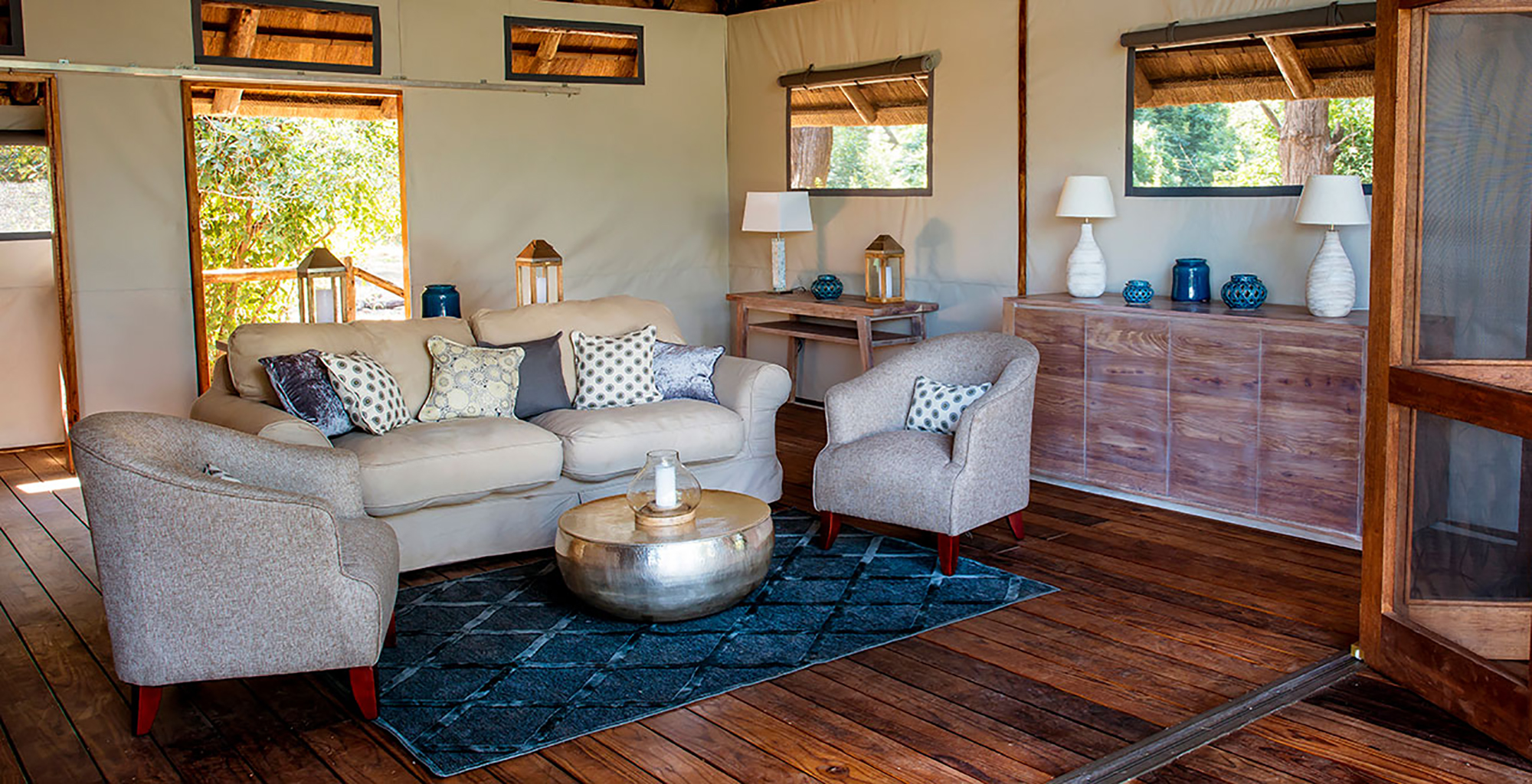 Zambia-Chiawa-Camp-Lounge