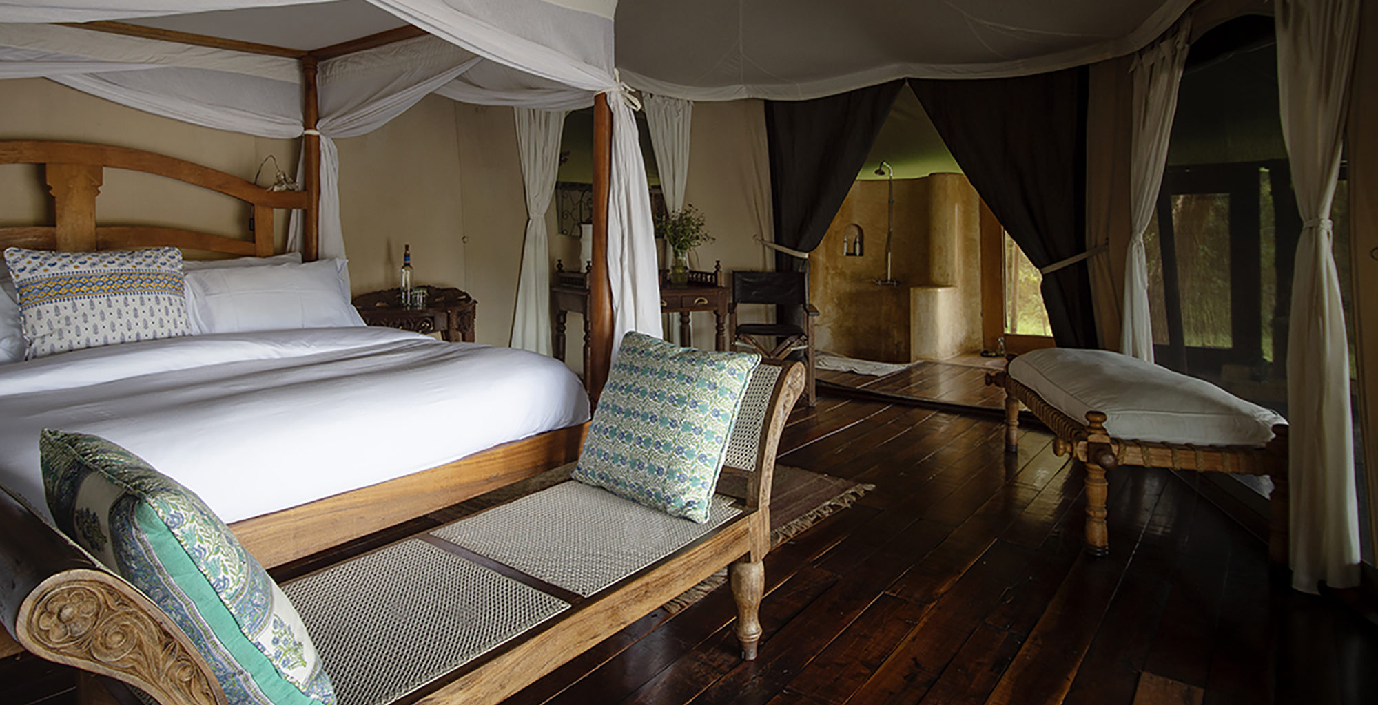 Kenya-Ngare-Serian-Bedroom
