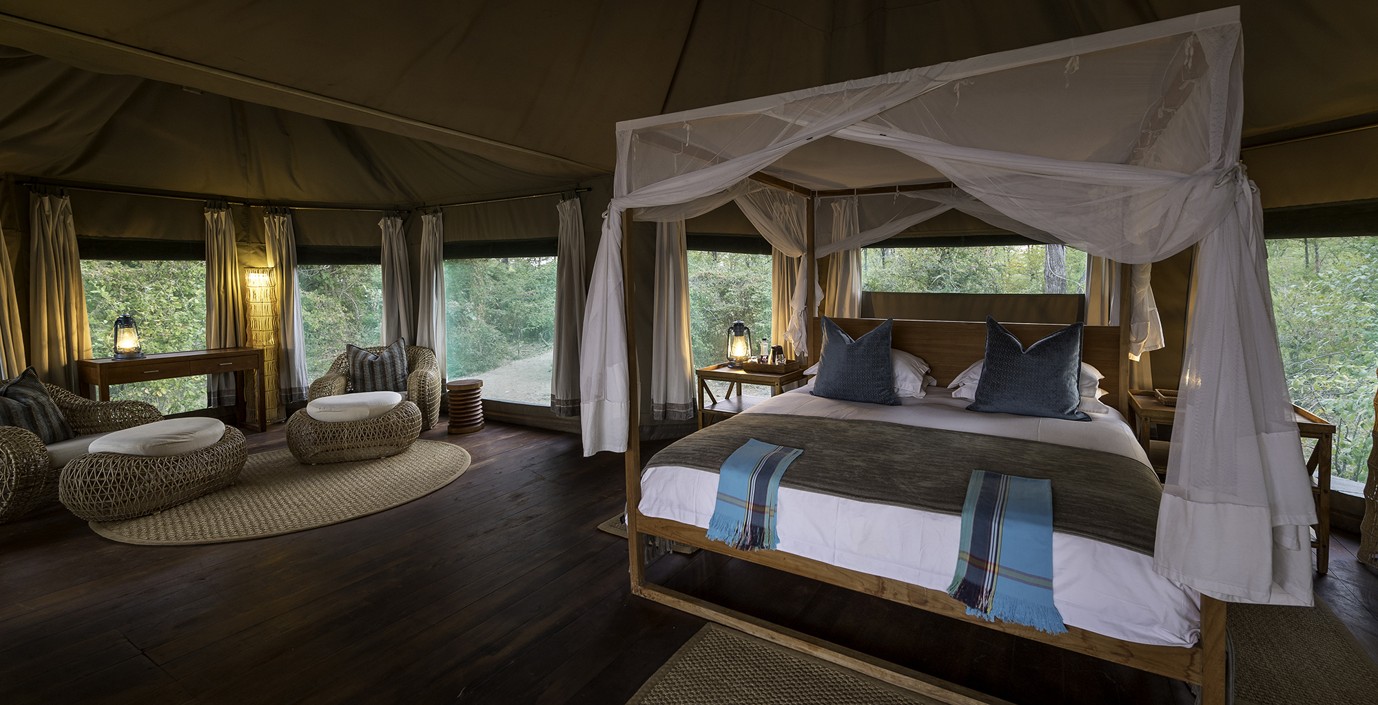 Zambia-Chindeni-Camp-Bedroom