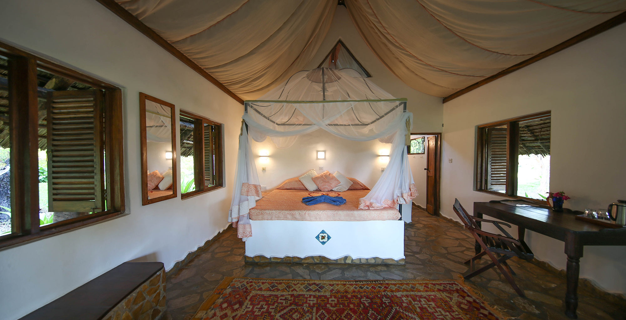 Tanzania-Kinasi-Mafia-Bedroom