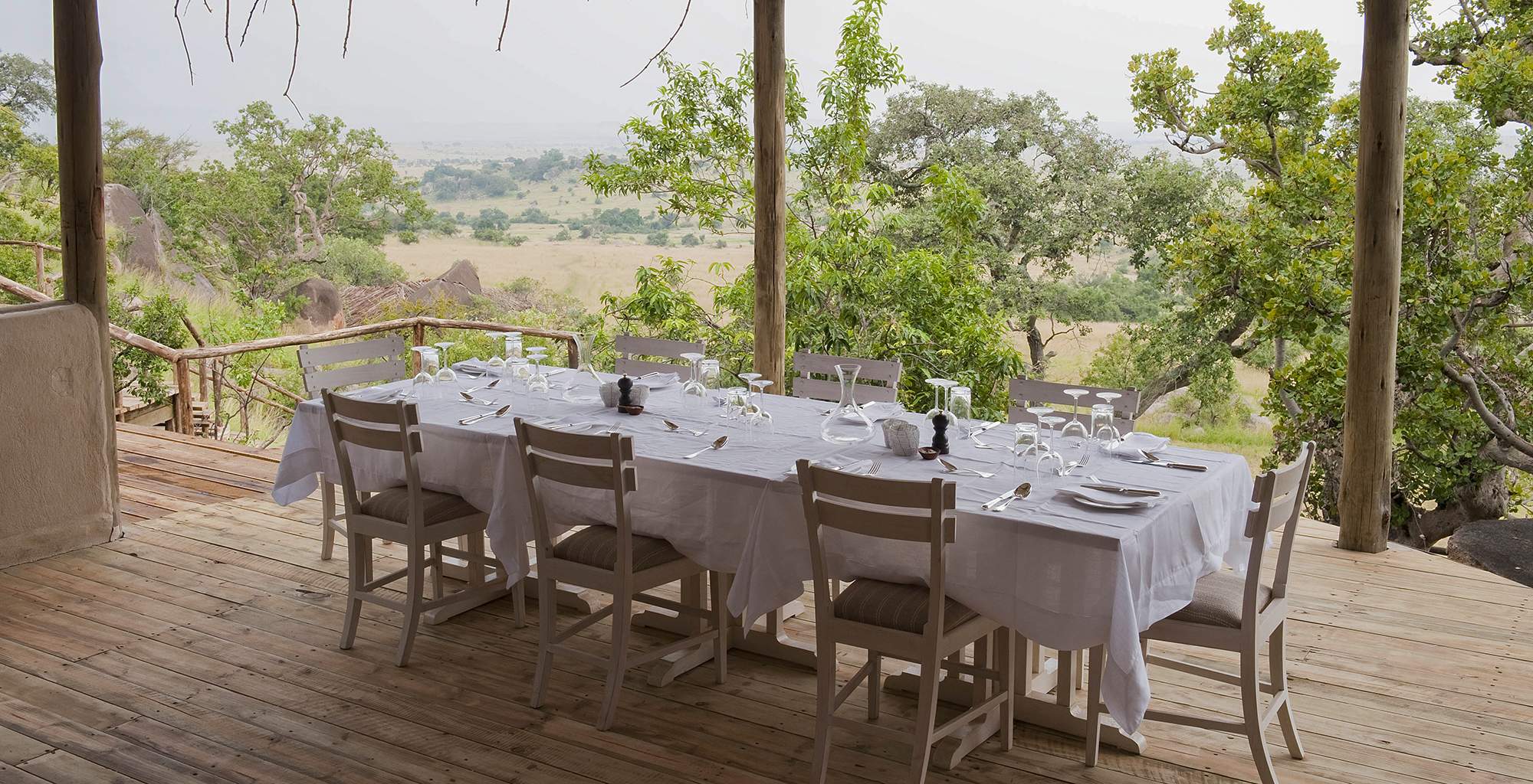 Tanzania-Lamai-Serengeti-Dining-Deck