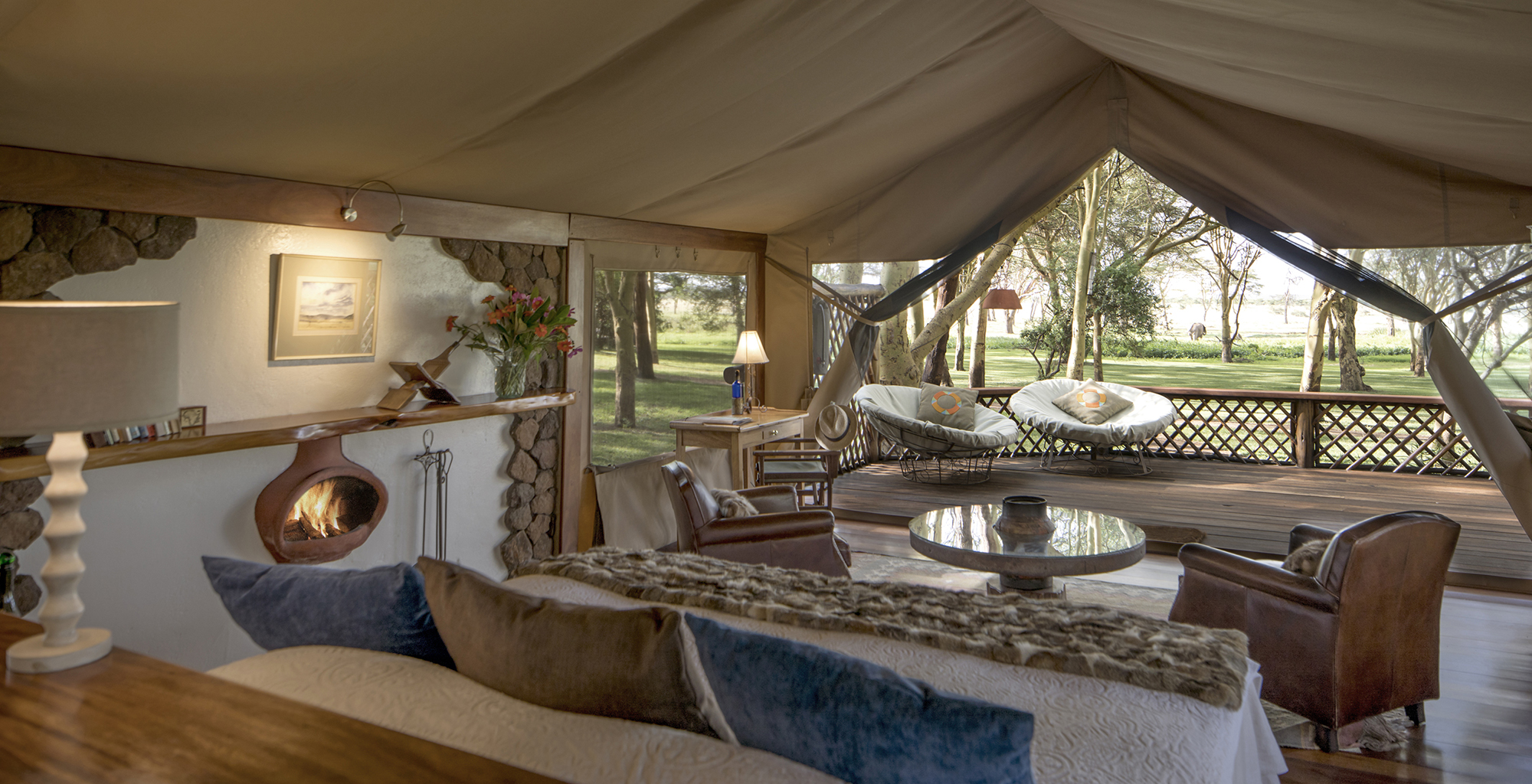 Kenya-Sirikoi-Willies-Camp-Lounge-Area