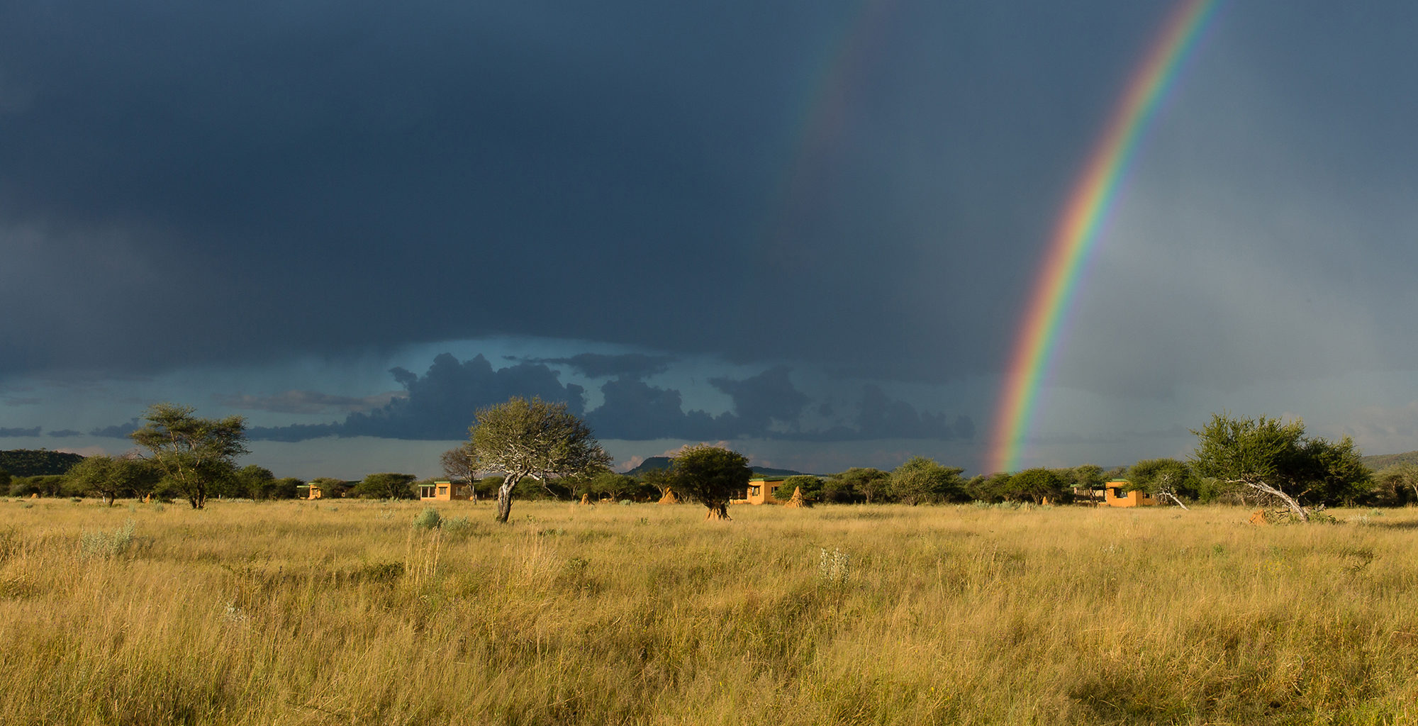 Namibia-Okonjima-Rainbow