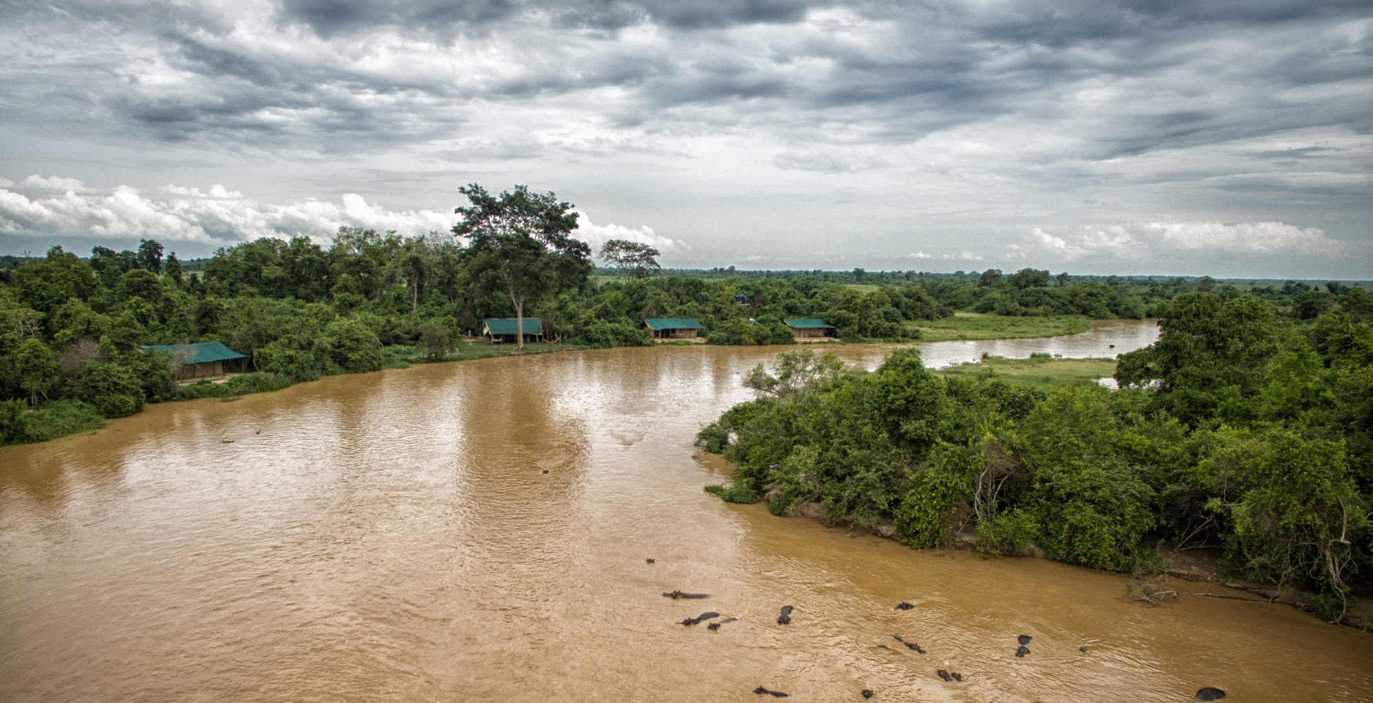 DRC-Verunga-Lulimbi-Tented-Camp-River