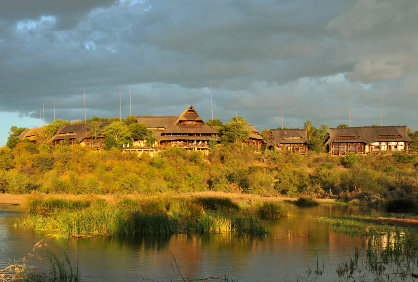 Zimbabwe-Victoria-Falls-Safari-Suite-Exterior-Hero