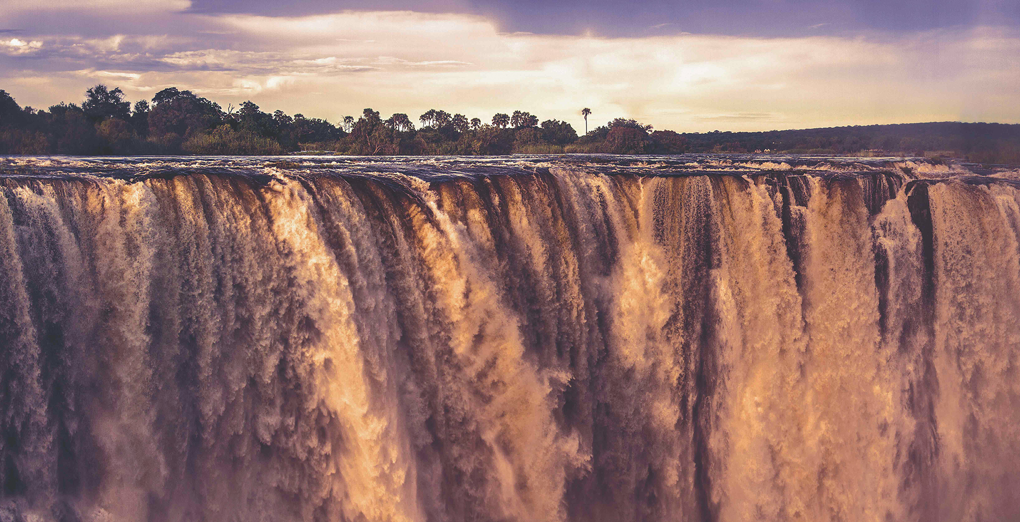 Zimbabwe-Victoria-Falls-Safari-Suite-Sunset