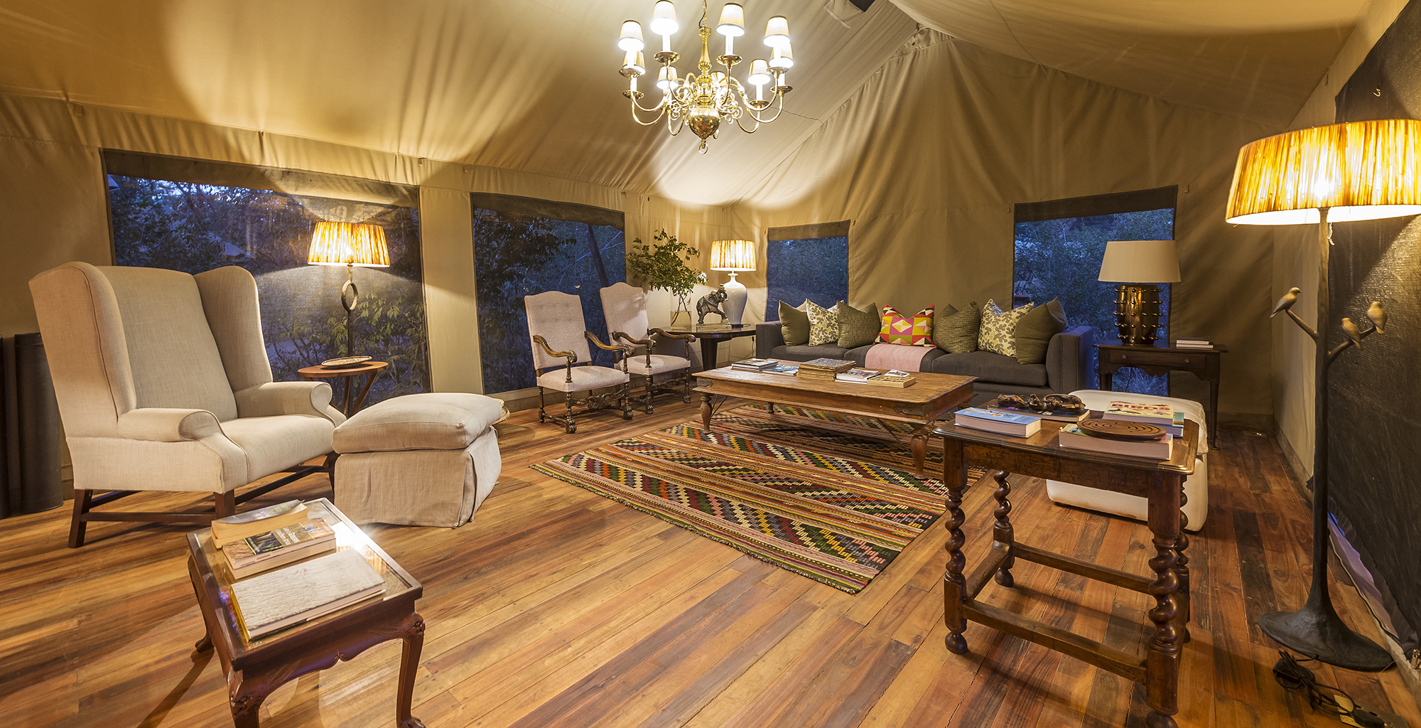 Zimbabwe-Verneys-Camp-Living-Room