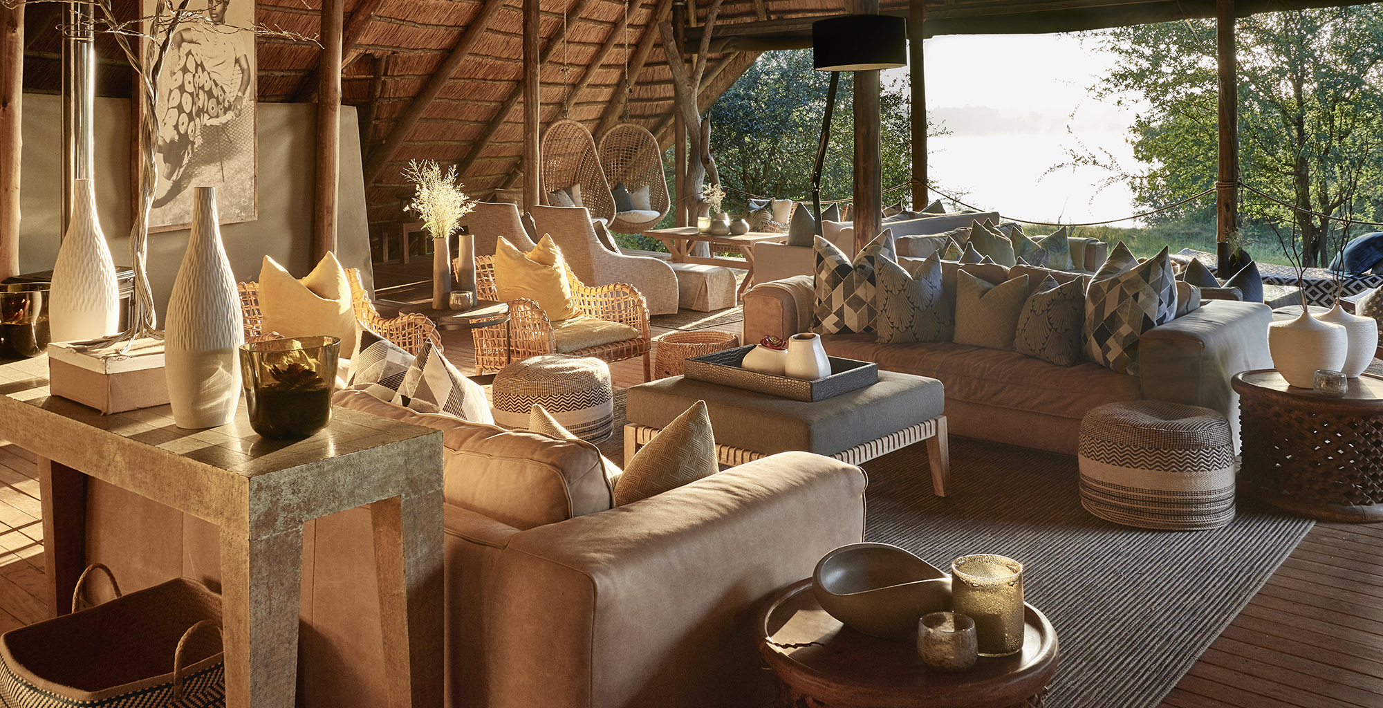 Zimbabwe-Victoria-Falls-River-Lodge-Lounge