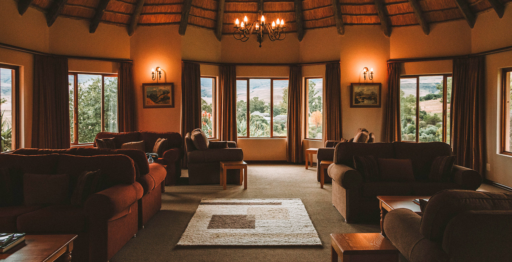 South-Africa-Montusi-Mountain-Lodge-Lounge